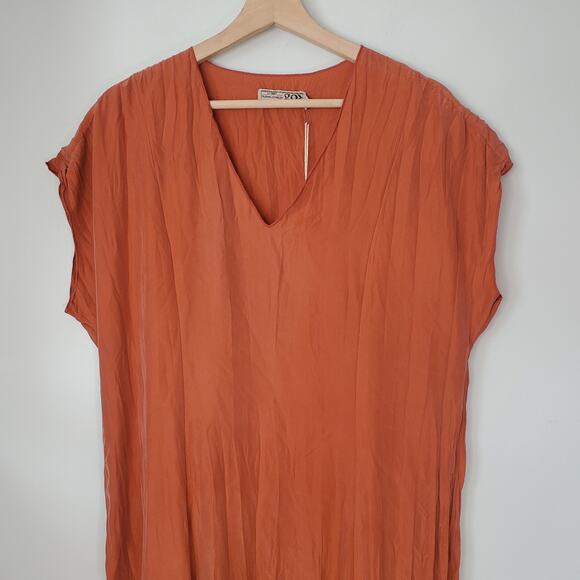 Go Silk Crinkle Cut Midi Dress Washable Silk Cayenne V-Neck Orange Size S NEW - Picture 4 of 11